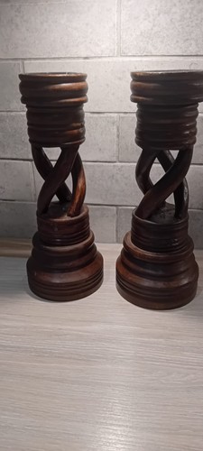 Lovely wooden column - lovely, candle
